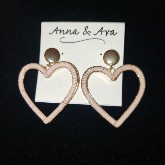 Anna & Ava Jewelry - 💋Pink Heart Earrings**2 for $15 BUNDLE **